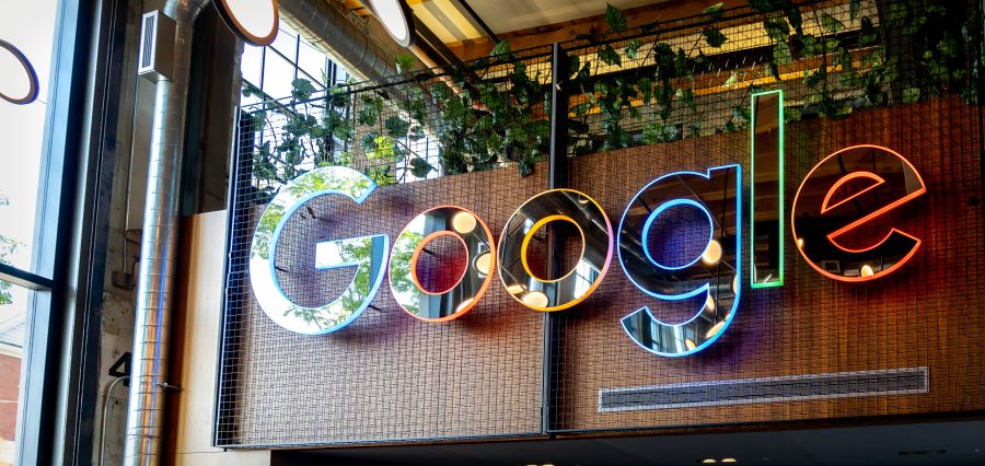 Warren Buffett’s Berkshire Hathaway Makes First Big Bet on Alphabet, Investing $4.4 Billion